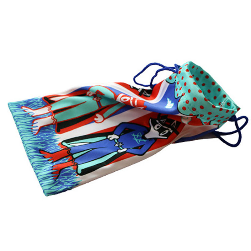 Taille personnalisée Sac à lunettes en microfibre 160-230 grammes Sac à lunettes pour la protection des lunettes