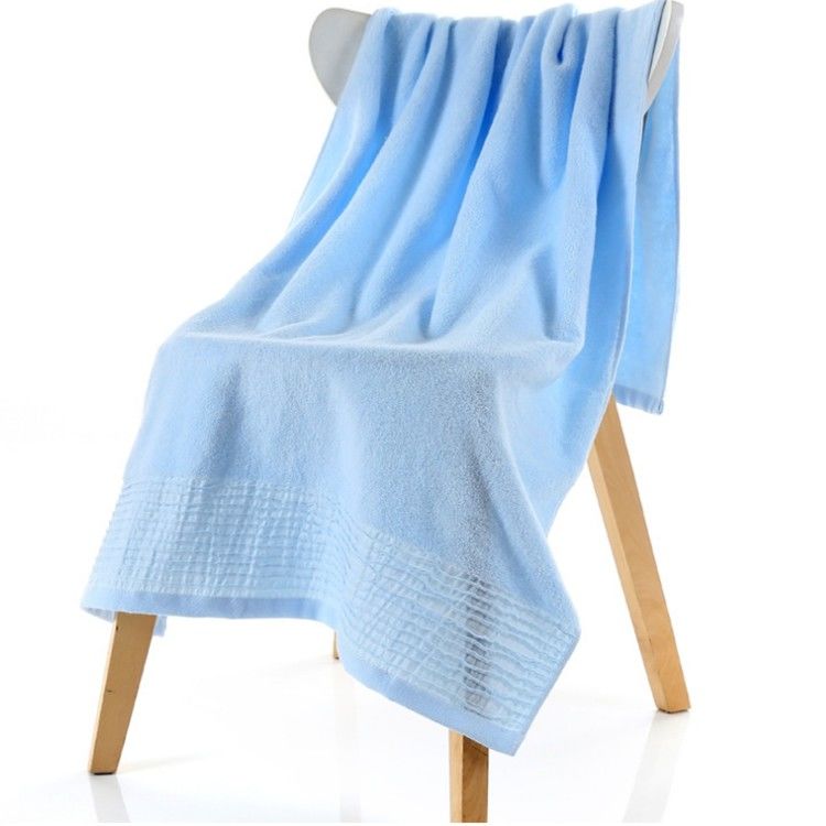 Une serviette de bain en microfibre de couleur personnalisée Luxe 80% Polyester 20% Polyamide Ou 100% Polyester